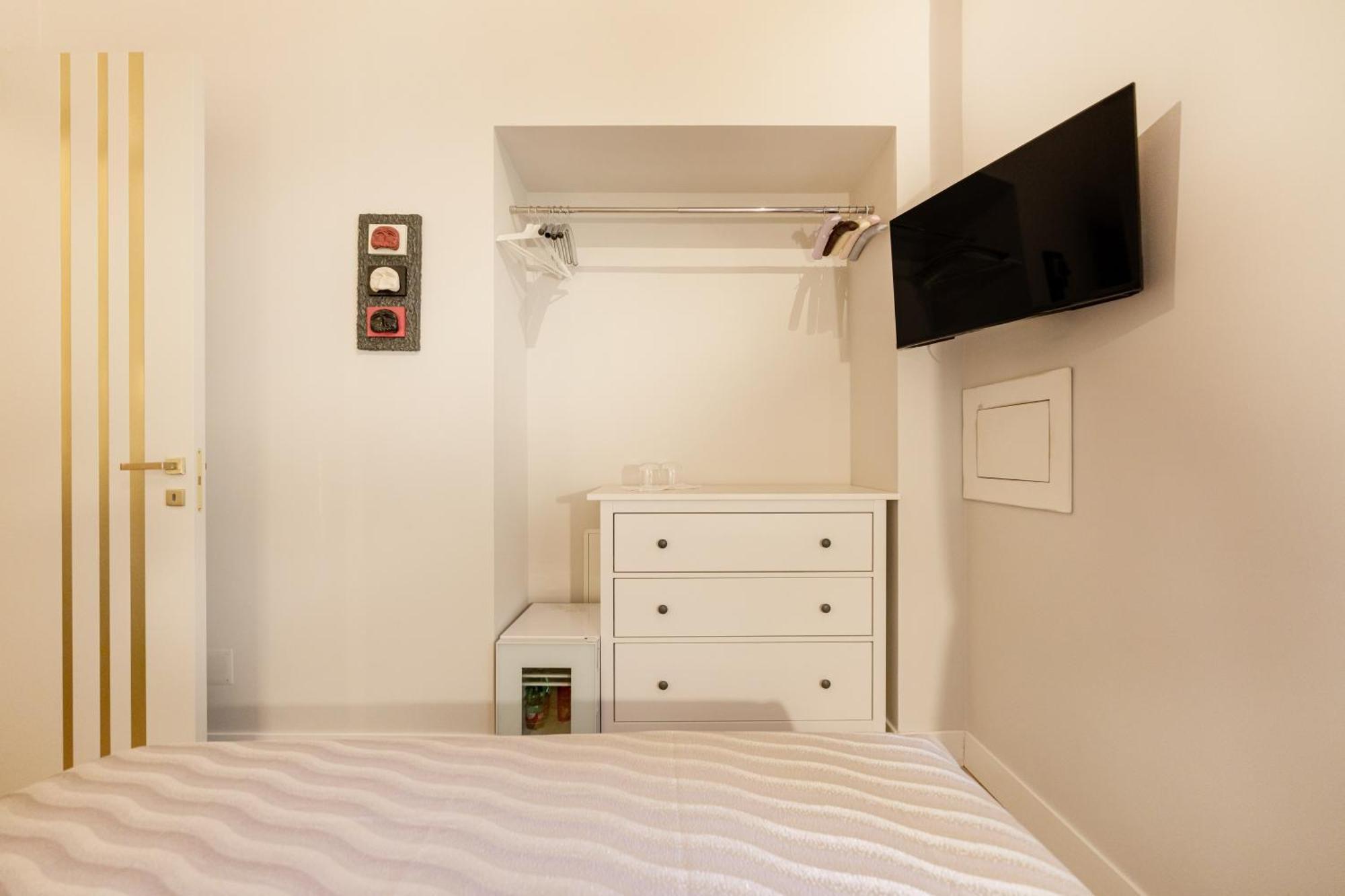 Alfonsina Guest Room Nápoles Exterior foto